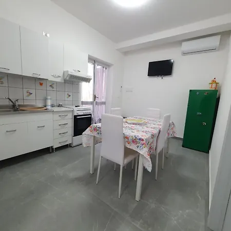 Casa Fronte Mare Con Terrazzone Διαμέρισμα Agropoli